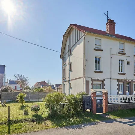 Apartment Landemer - A 700 M De La Barneville-Carteret